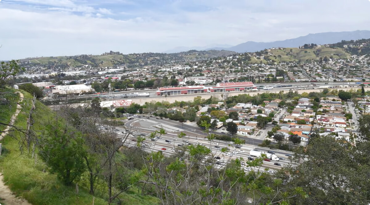 Nuestro inventario incluye una amplia variedad de vehículos.